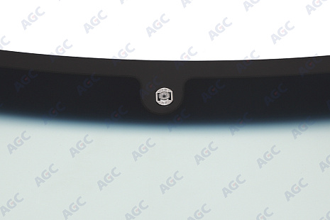 Фото MGC NISSAN ALMERA 2000-/ALMERA CLASSIC 2006- Стекло ветровое Зеленое/Голубая полоса + Solar control- Держ.зерк