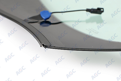 Фото MGC FORD FOCUS III 2011- Стекло ветровое Зеленое - Solar control -Кам-С полным обогревом-ДД-VIN-Доп.обор-Изм.шелк