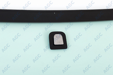 Фото MGC MITSUBISHI LANCER/EVO/CEDIA VII 4D СЕД/5D УН 2000- Стекло ветровое Зеленое
