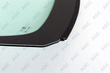 Фото MGC VOLVO S60/ V70/ XC70 2000- Стекло ветровое Зеленое/Голубая полоса + Solar control -Доп.обор