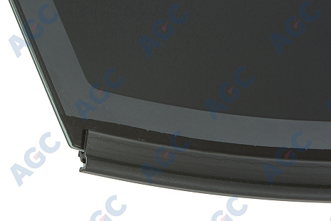 Фото MGC VOLKSWAGEN TIGUAN 2021-/ TAYRON 2022- Стекло ветровое Зеленое + Solar Control - Кам -ДД -VIN -Инкапс- Изм.Кам и Шелк