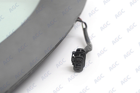 Фото AGC NISSAN PATROL Y62/ INFINITI QX56/INFINITI QX80 2010-2018 Стекло ветровое Зеленое/Голубая полоса -Изм.Кам -С обогревом зоны дворников -ДД-VIN