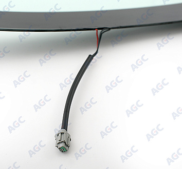 Фото MGC NISSAN ALMERA 2000-/ALMERA CLASSIC 2006- Стекло ветровое Зеленое/Голубая полоса + Solar control -С обогревом зоны дворников- Держ.зерк