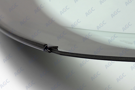 Фото MGC VOLKSWAGEN JETTA 2011- Стекло ветровое Зеленое - Solar control -VIN-Инкапс- Из.разм