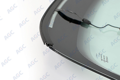 Фото MGC VOLKSWAGEN POLO V 4D СЕД 2009- Стекло ветровое Зеленое - Solar control -С полным обогревом-VIN-Доп.обор-Изм.шелк