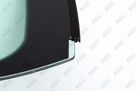 Фото MGC VOLKSWAGEN TOUAREG/PORSCHE CAYENNE 2002- Стекло ветровое Зеленое/Серая полоса + Solar control -VIN-Инкапс