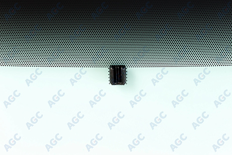 Фото MGC RENAULT MEGANE II 2002- Стекло ветровое Зеленое - Solar control -VIN