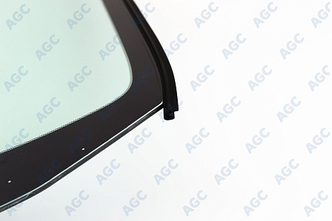 Фото MGC MAZDA 3 2003- Стекло ветровое Зеленое/Голубая полоса- ЛЕВЫЙ РУЛЬ- Доп.обор