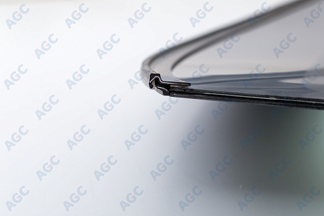 Фото AGC VOLKSWAGEN GOLF V 2006- Стекло ветровое Зеленое - Solar control -VIN-Инкапс-Изм.полож.держ.зерк
