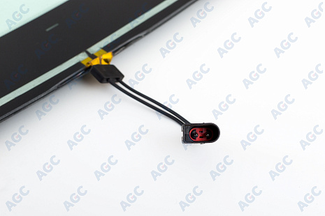 Фото MGC FORD FOCUS I 2001-2005 Стекло ветровое Зеленое - Solar control -С полным обогревом-VIN-Доп.обор-Изм.обогр