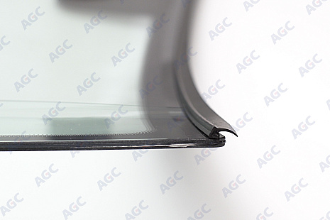 Фото MGC VOLKSWAGEN PASSAT B8 2014- Стекло ветровое Зеленое + Шумоизоляция - С полным обогревом –ДД - VIN - Инкапс