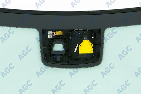 Фото MGC MERCEDES C-CLASS W205 2015- Стекло ветровое Зеленое - Solar control -Кам -ДД-VIN-Инкапс