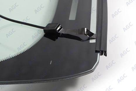 Фото NDG FORD FOCUS II 2004-2011 Стекло ветровое Зеленое - Solar Control -С полным Обогревом-Шелк.под ДД-VIN - Нижний молдинг