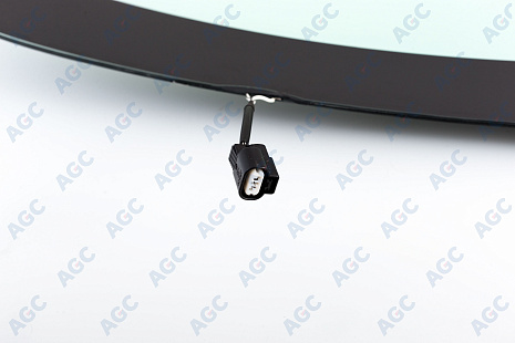 Фото MGC MITSUBISHI OUTLANDER XL/PEUGEOT 4007/CITROEN C-CROSSER 2007- Стекло ветровое Зеленое -С обогревом зоны дворников