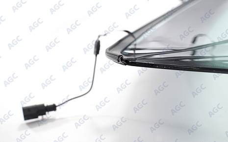 Фото MGC VOLKSWAGEN POLO V 4D СЕД 2015- Стекло ветровое Зеленое - Solar control -С полным обогревом-ДД-VIN-Доп.обор